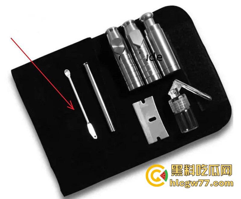 全球惊天大瓜！法国总统马克龙与英国德国领导人 去乌克兰的火车上狂嗑海洛因 镜头前慌忙藏匿惊爆全网！-6