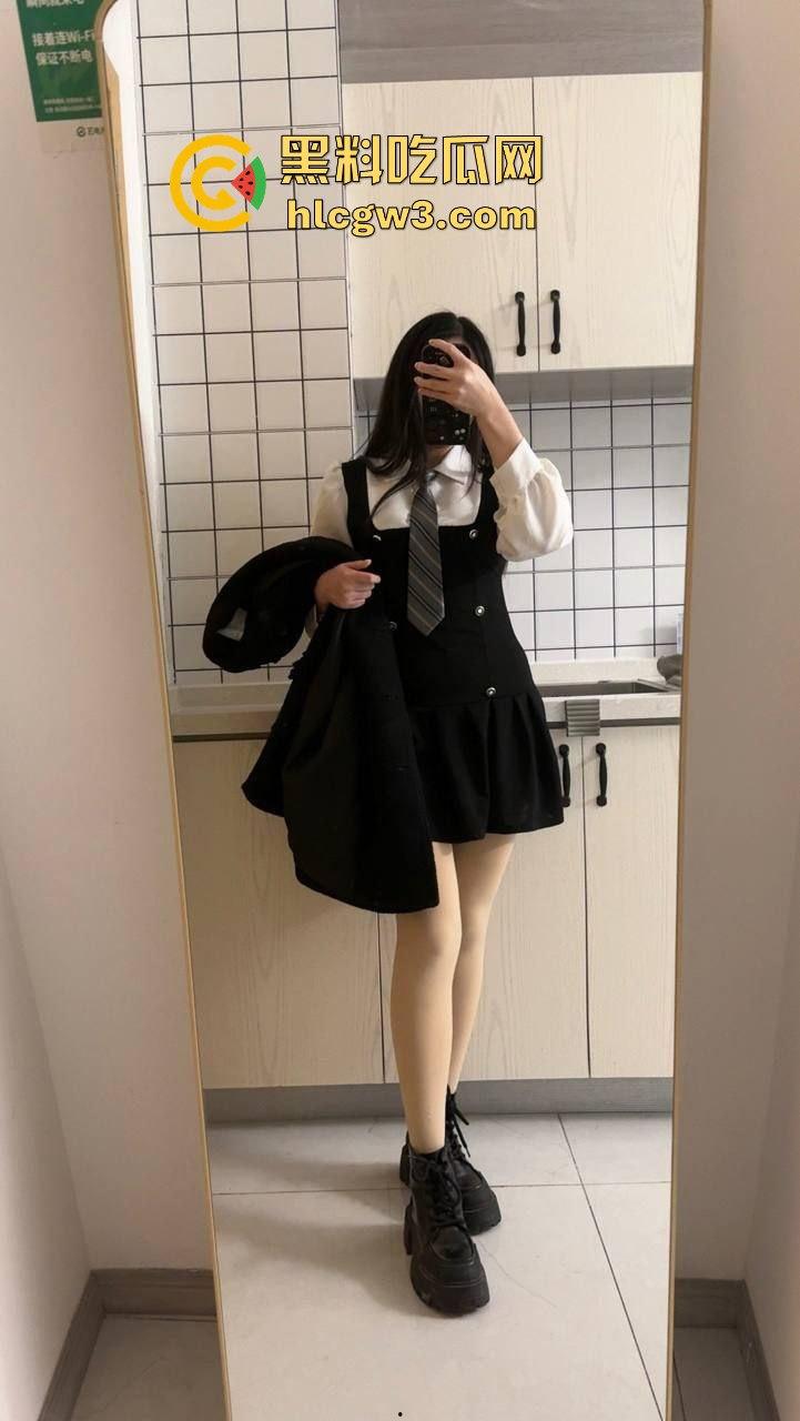 性感纹身巨臀少女私密录像流出!肥美臀部被猛烈撞击,内射中出全过程堪比大片!-4