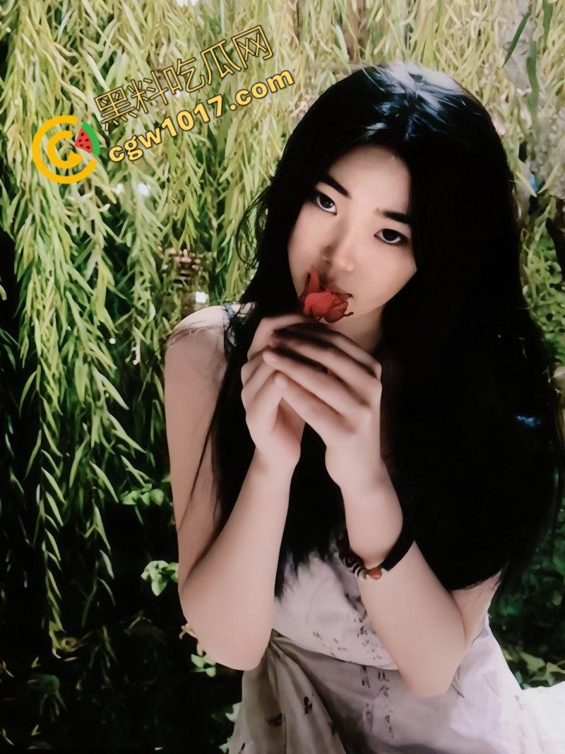 山东协和学院【刘鑫雨】:淫荡母狗本性毕露,男友肉棒暴力打桩,床上狂野,尽享性爱极乐!-5