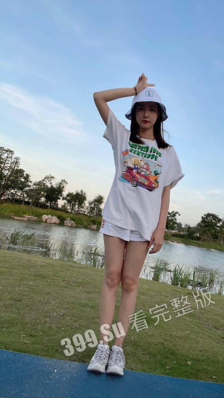 泄密 都在找的清纯女神 医院帮男友取精完整版来了  海量自拍做爱视频也被网友扒出  各种制服口交啪啪  超反差-2