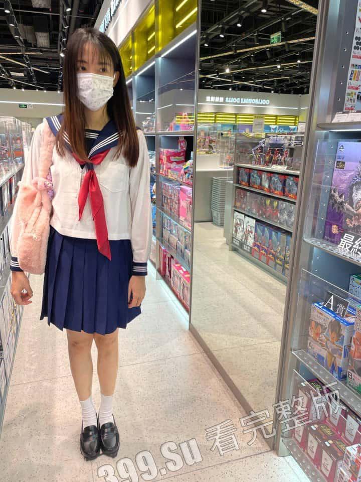 泄密 都在找的清纯女神 医院帮男友取精完整版来了  海量自拍做爱视频也被网友扒出  各种制服口交啪啪  超反差-3