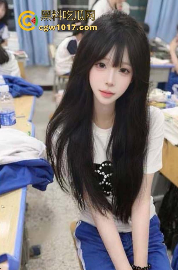 海角乱伦！侄女让我来学校找她，放的最开的一次，酒店无套猛操内射，事后回想起来再撸管一次！