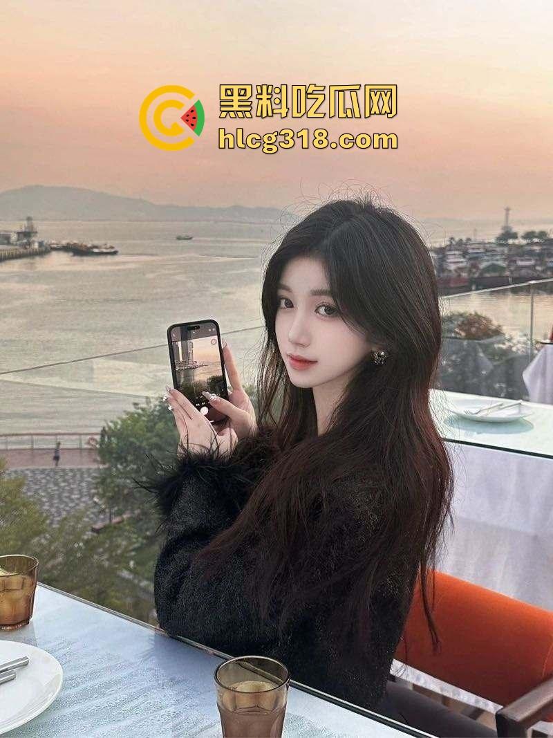 你还以为高端外围豪车天生紧?全靠阴道收缩术收成死夹货,富哥上手就说一根手指进去都得抹油!-2