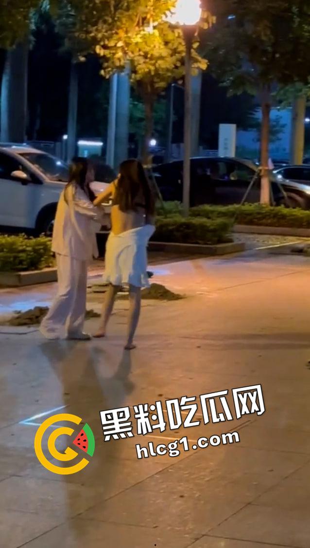 东莞再上大分!退伍军人【孙家升】和小三车震被自动报信给正妻 捉奸撕逼大战 奶罩都扯烂了 现场视频流出-2