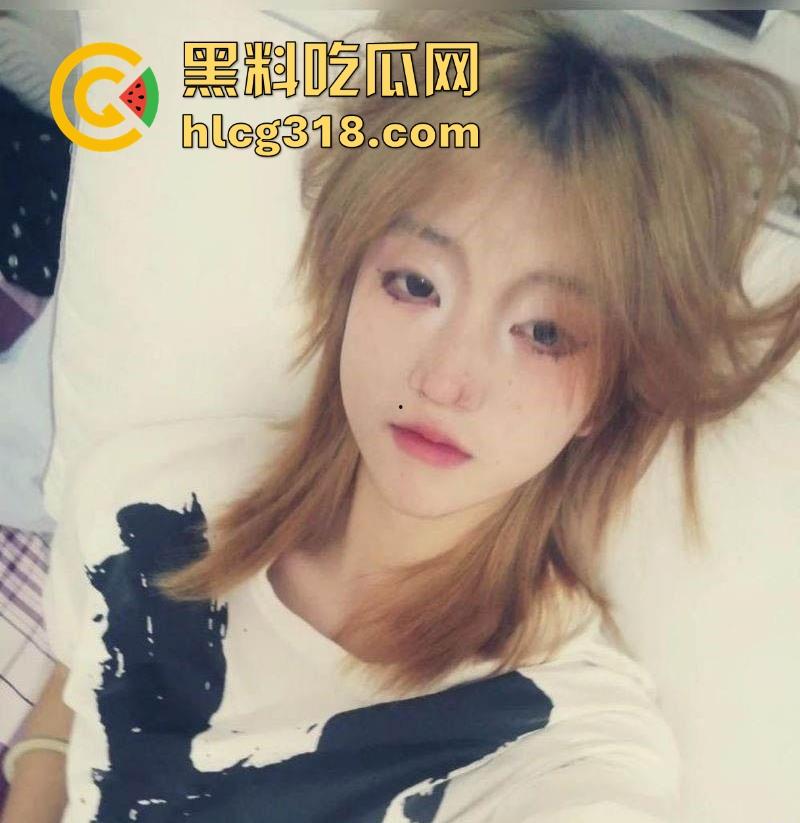 广东职业技术学院【杨羽佳】性爱视频流出!极品清纯动漫小妹 白虎嫩穴惨遭爆操打桩!-2