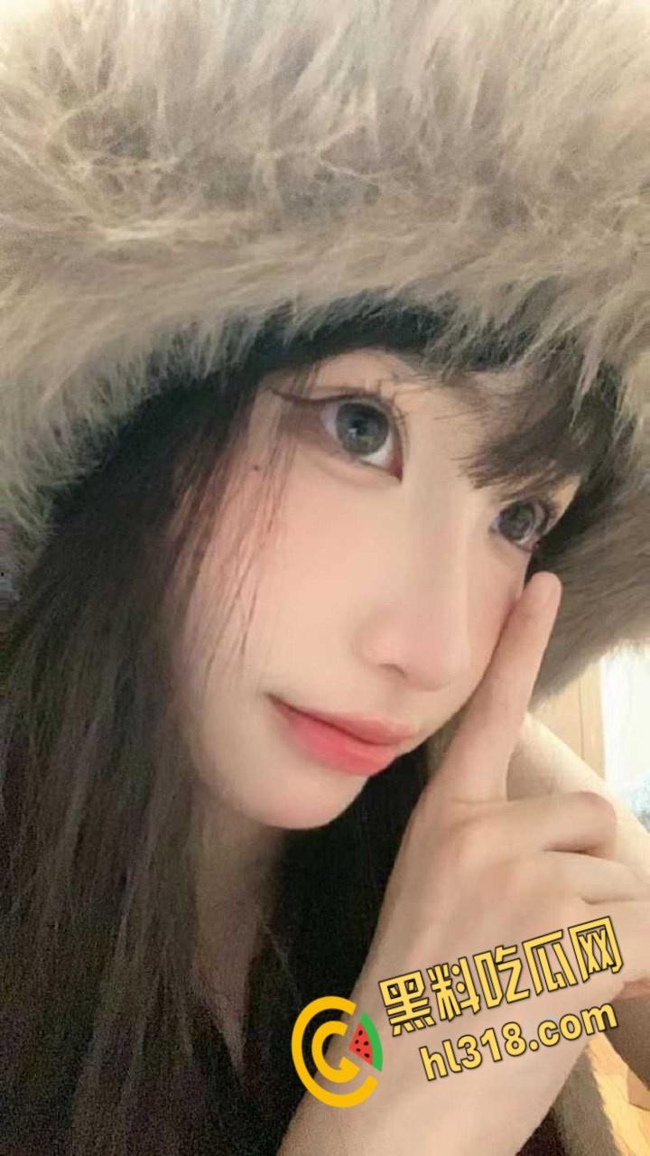 贵州黔南布依族美女【董偌涵】,给人当母狗遭实名开盒,极品颜值嫩妹,吸吮娇喘的声音格外动听 !-2