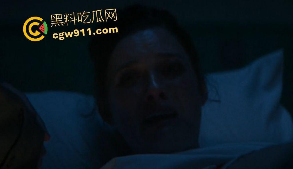 【招魂4】沃伦夫妇1986重返驱魔战场!斯莫尔家族恶魔肆虐,地狱烈焰吞噬惊魂夜!-1