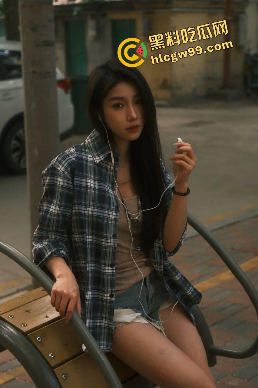 有一种窒息叫做捆绑式操逼!极致反差氛围感女神玩刺激性爱,胶布缠绕捆绑式全裸爆操骚逼!遭泄密独家流出!-3