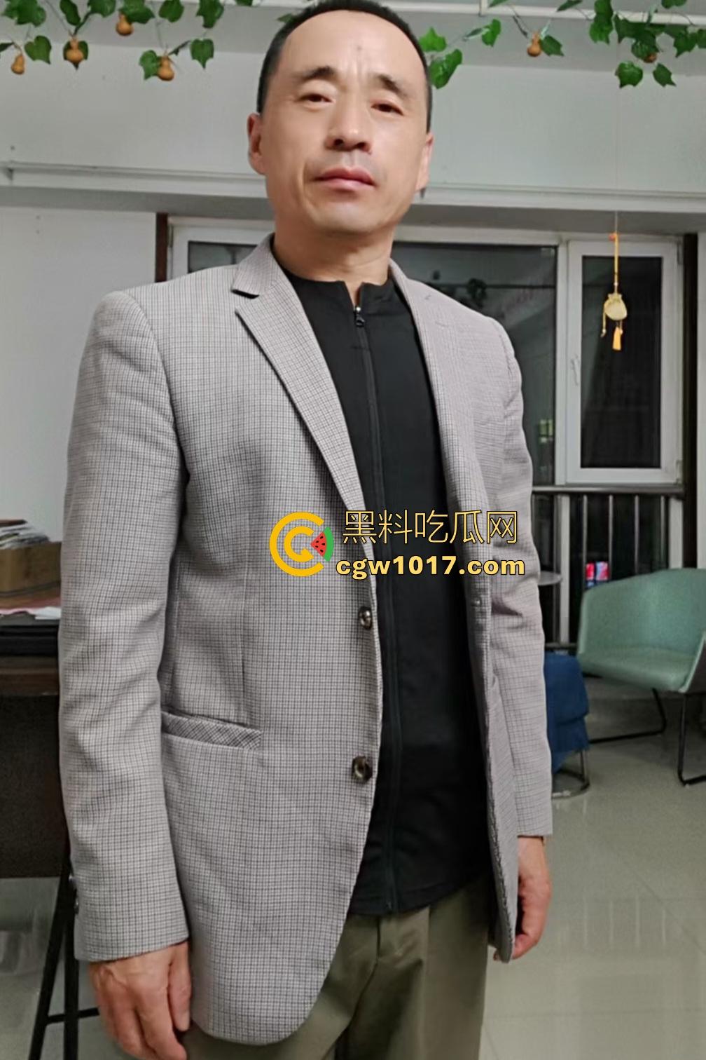 河北超市机器响工作人员逼老人脱光自证清白，还要搜身，这太过分了，大爷说“骗我脱完就不管了”？