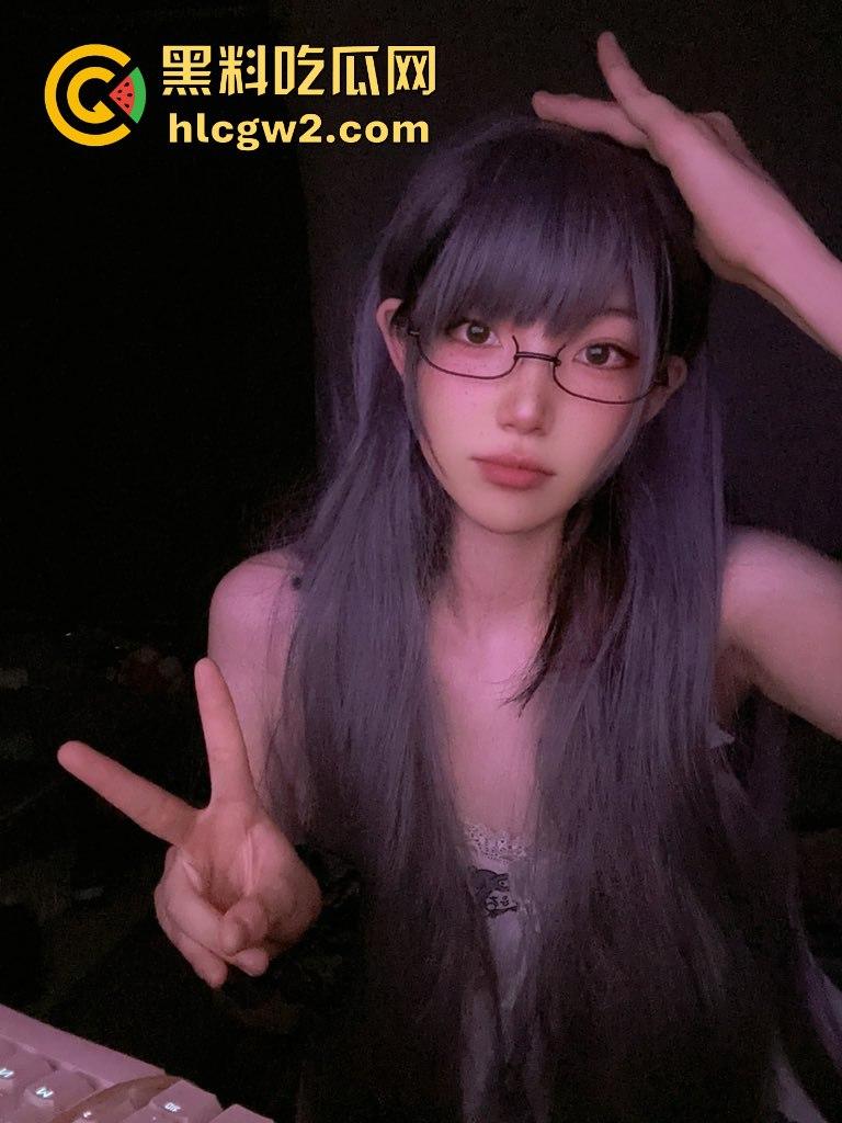 高颜值少女【罗雨薇】精致五官迷人身材,粉嫩胴体散发无尽诱惑,青春气息令人无法抗拒 独家爆料!-1