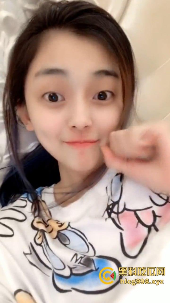 著名平面模特【薛柳欣】因赌博身败名裂后下海裸模赚钱 这么好的身体就该拿出来分享！-4