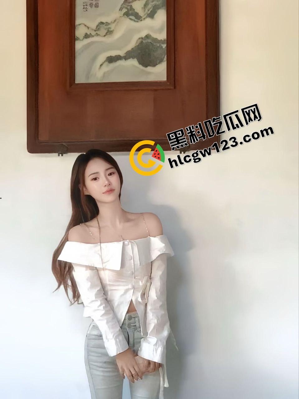 南京链家女销售商务母狗『吉琳娜』被客户爆插还在微信接单回消息别逼逼,我在忙!-3