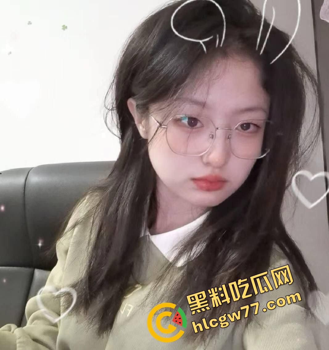 崩坏眼镜娘！东北理工骚木耳学妹『林晴雪』网恋调教骚到主动掰黑木耳自慰，根本不是口嗨是真发情！-3