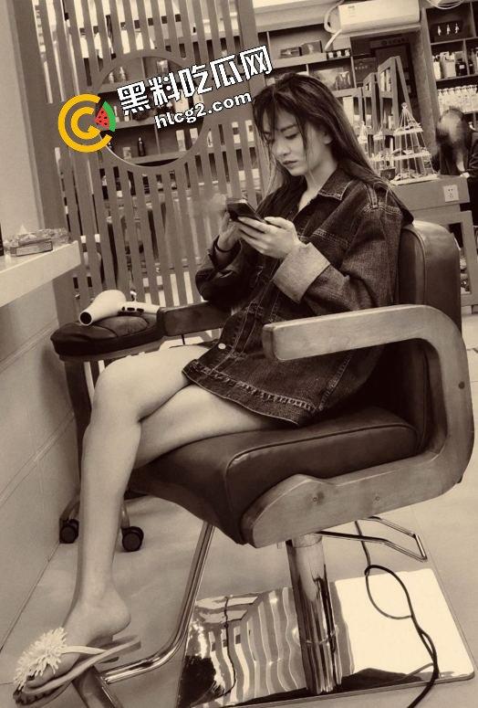 哈尔滨美发店母狗『李韵』纯粹的一枚骚货 混迹酒吧KTV 开理发店提供性服务 破解性爱视频曝光-3