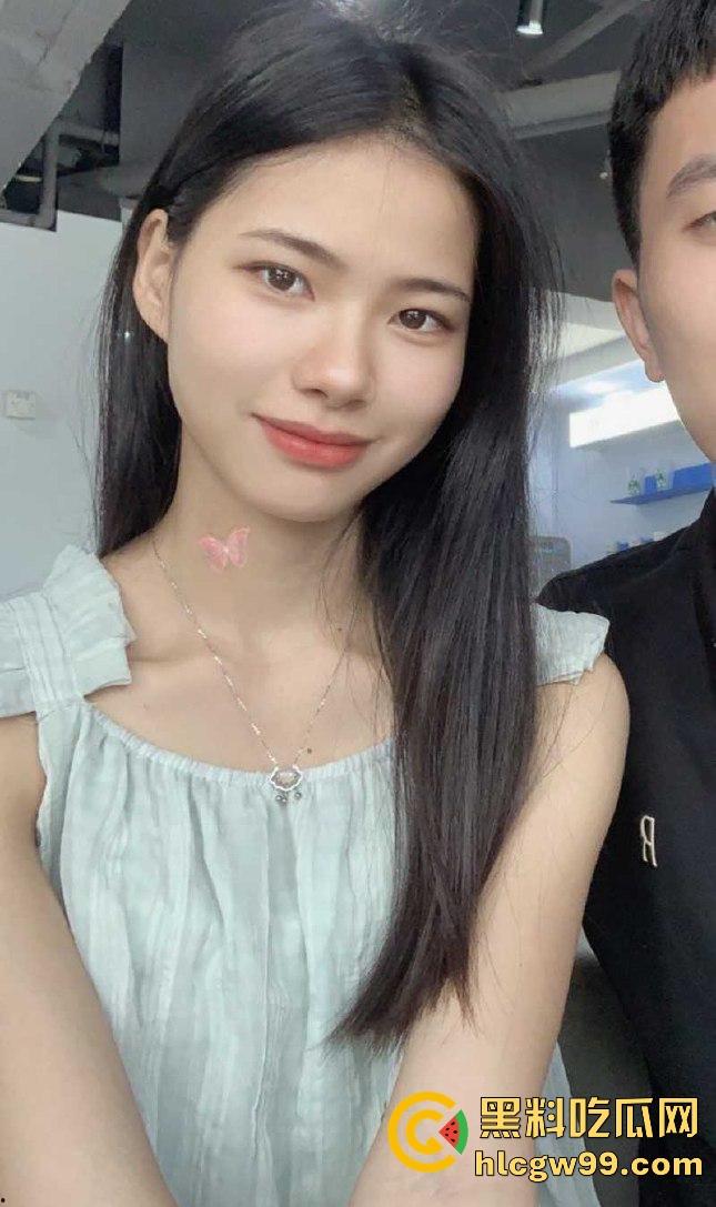 瓜友投稿!湖南蓝天幼儿园骚妻幼师【吴亦伊】性爱视频曝光,阴毛茂密性欲强盛的小母狗,性感蜜桃臀被疯狂后入。-2