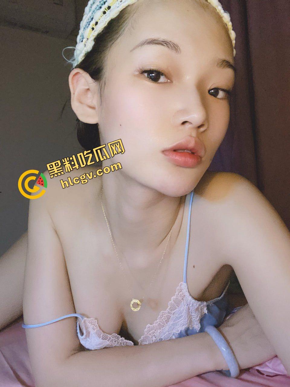 山西阳泉盂县反差小姐姐『高雅丽』黑中带粉的鲍鱼忒美 与男友酒店开房口爱!独家流出!-4