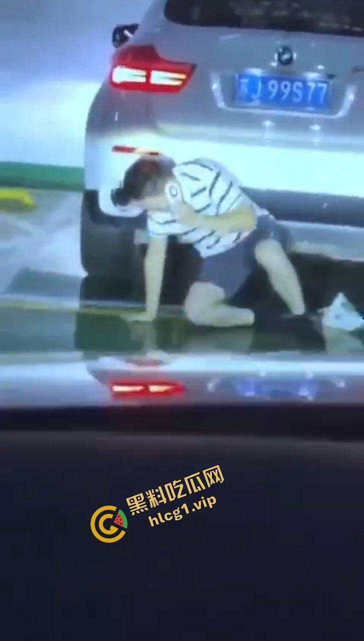 地下车库之 宝马激情车震!后妈裙美女上位 榨干的节奏!闺蜜刺激偷拍解说!-5