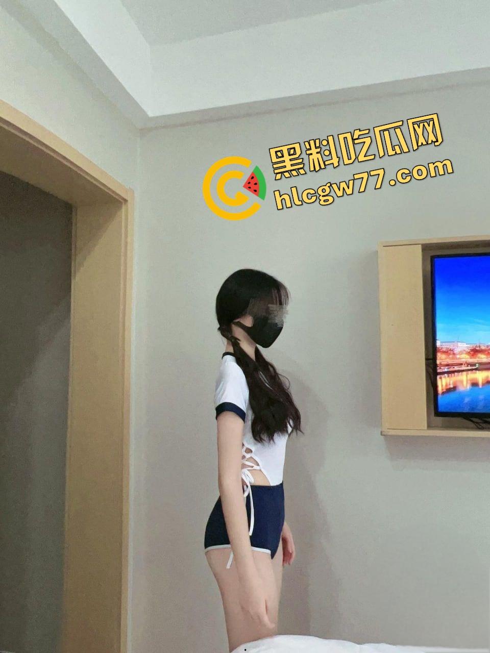 杭州姐弟乱伦炸裂,姐夫精致操不爽,姐姐骚逼痒爆微信勾弟弟,酒店开房猛吃鸡巴,这他妈是淫荡姐弟顶流!-10