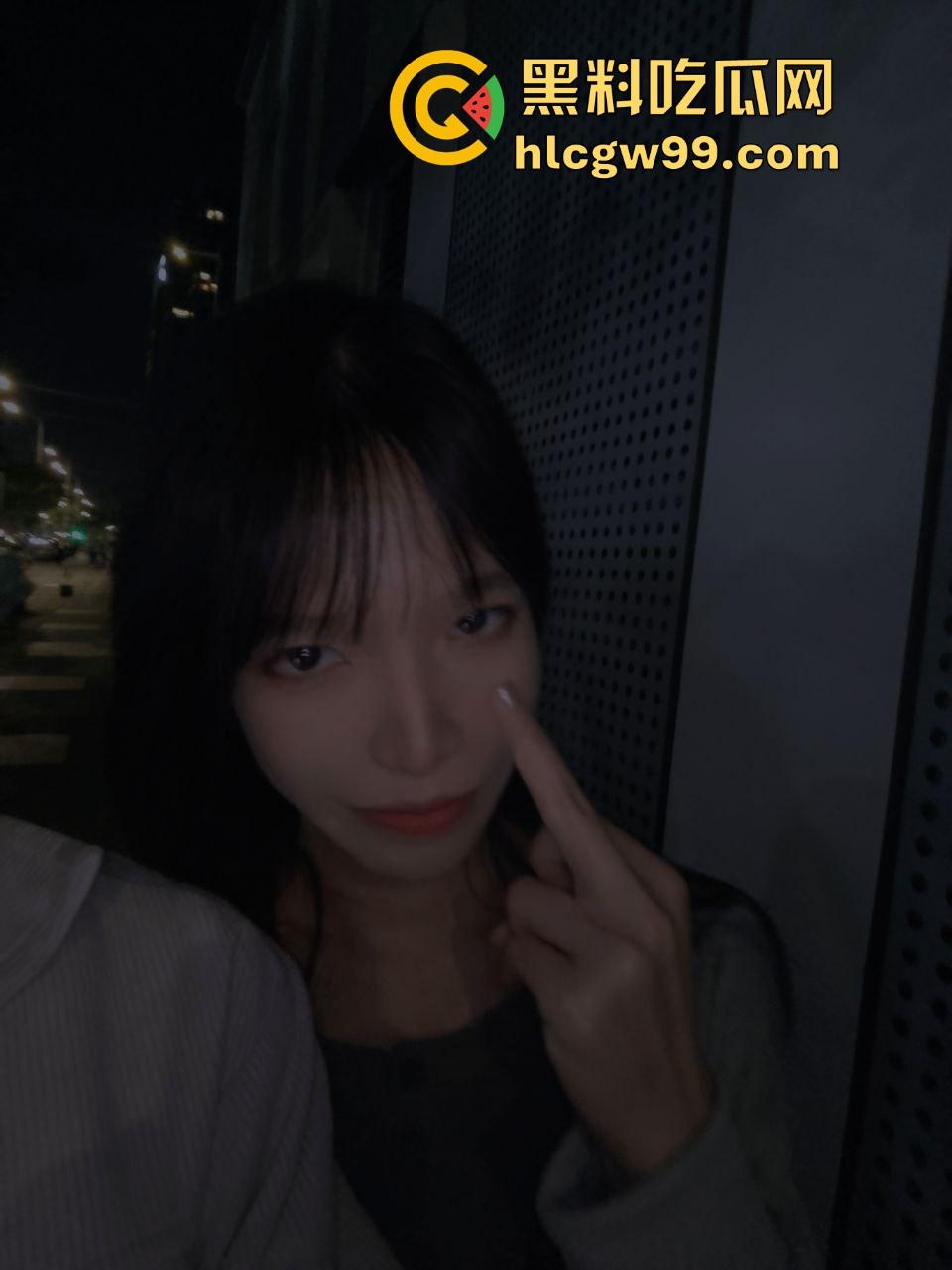 长春性奴母狗【苗苗】被曝光，微胖极品骚货被调教，多人凌辱群玩，舔脚喝尿吞精骚到爆！-4