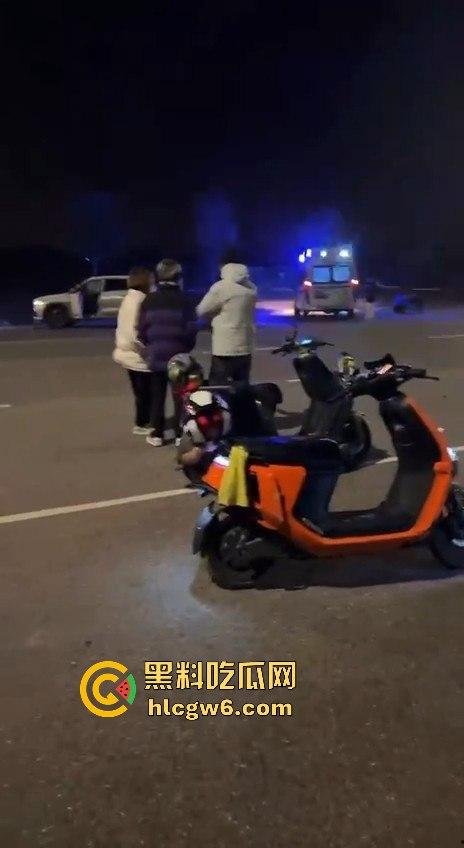 成都龙泉鬼火少年实线撞车!飙车炫技变送命现场,颈骨当场撞断惨烈收场!-7