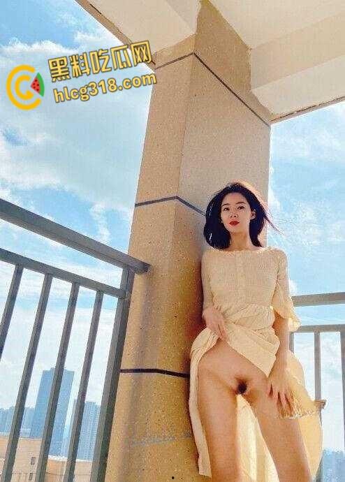 天津某公司高层领导【俞因】,人前文静人后母狗一丝不挂, 塞入肛塞上班 ,真是欠调教的小母狗啊!-3