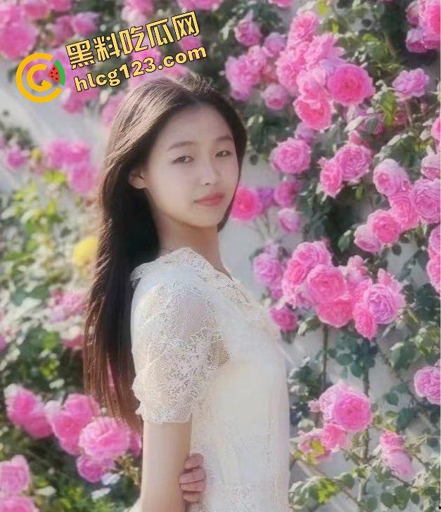 佛山卫生职业技术学院女生谢婉婷被曝全裸后入式校园爆红!-5