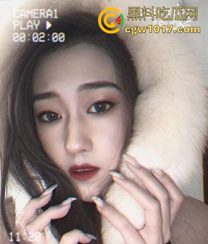 长春大学御姐女神【刘钰佳】,超模身材长腿尤物,甘愿做反差婊出来被人包养,8千一月随便操!-2