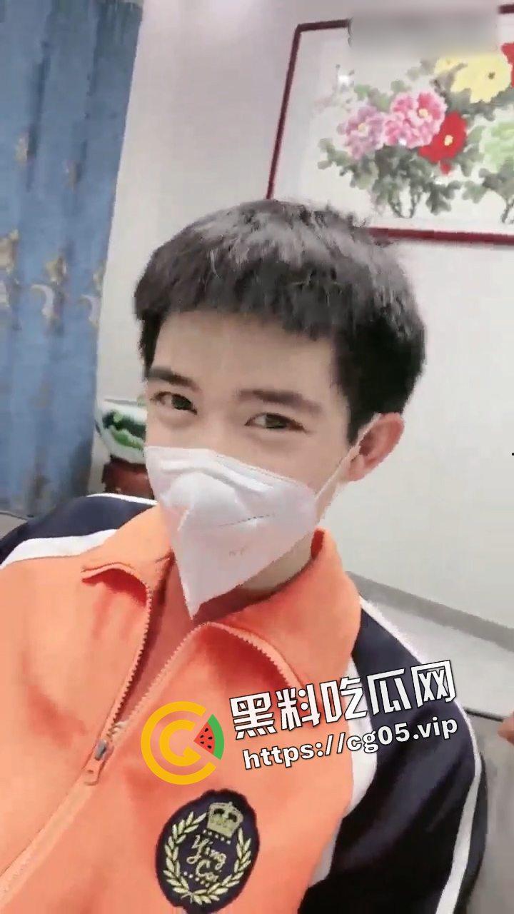 经典永流传-牙高高 大街上抓男高中生调教三部曲合一 可怜的未经世事的小男孩被坏女人玩弄-3