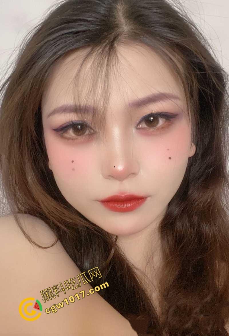 临沂迷人的少妇【周雅静】出轨大曝光：与情夫激情大战，露脸深喉，穿黑丝自慰，骑乘猛操，被老公发现后狂晒网络，震撼全网-2