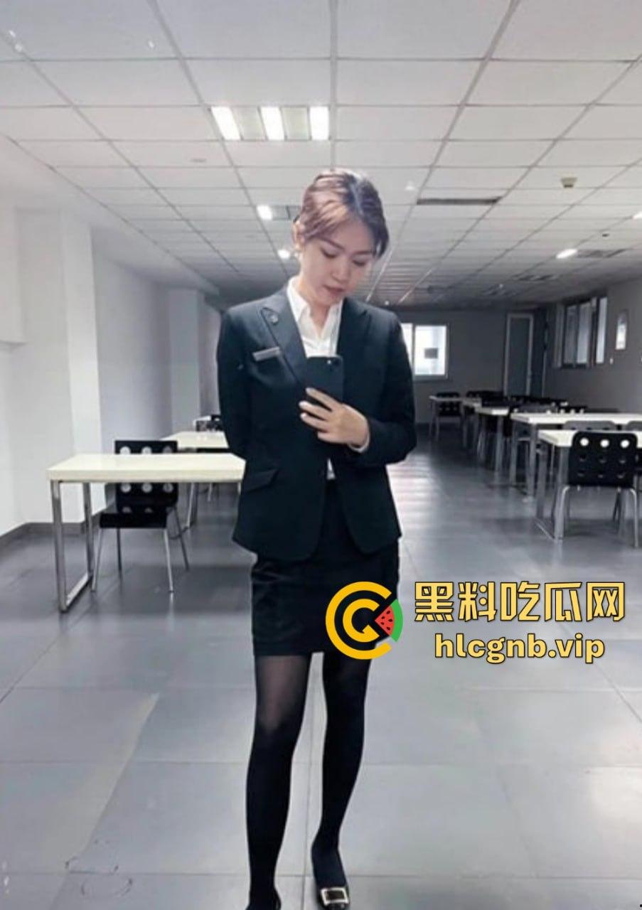 奔驰女销售蒋兮薇为业绩献身！黑丝制服酒店激战，深喉口交让客户爽翻天！-2