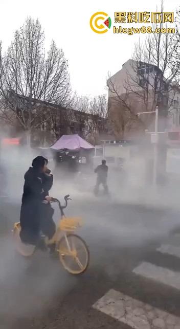 河北工业大学惊天血案,博士生不堪压榨持刀砍导师,门外爆发激烈冲突,学术奴役把人逼疯了!-3