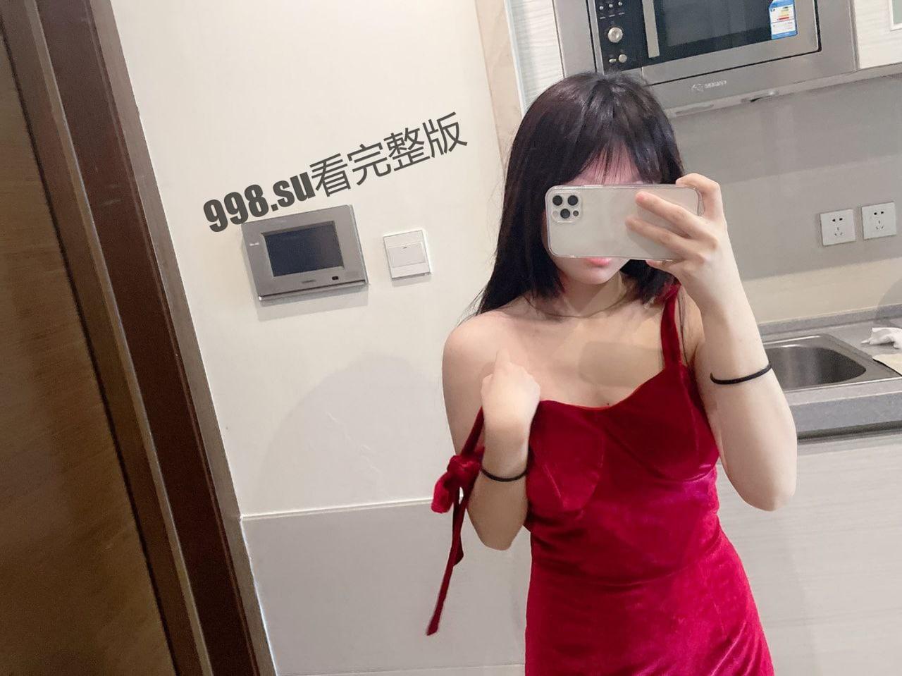 【反差女友】绝美红衣靓女，极致的诱惑