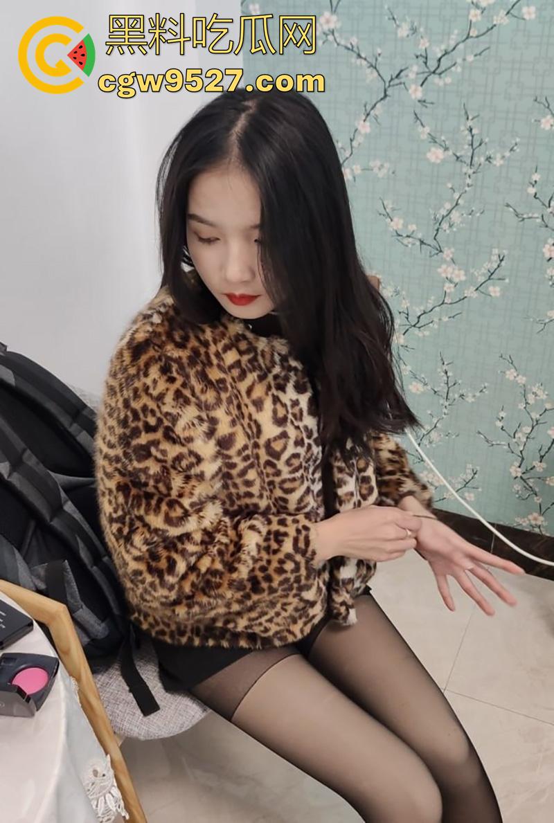 苏州师范女神【王梦涵】,身材高挑大长腿尤物,被男友拍摄做爱视频,后入爆操蜜桃臀叫声超诱人!-2