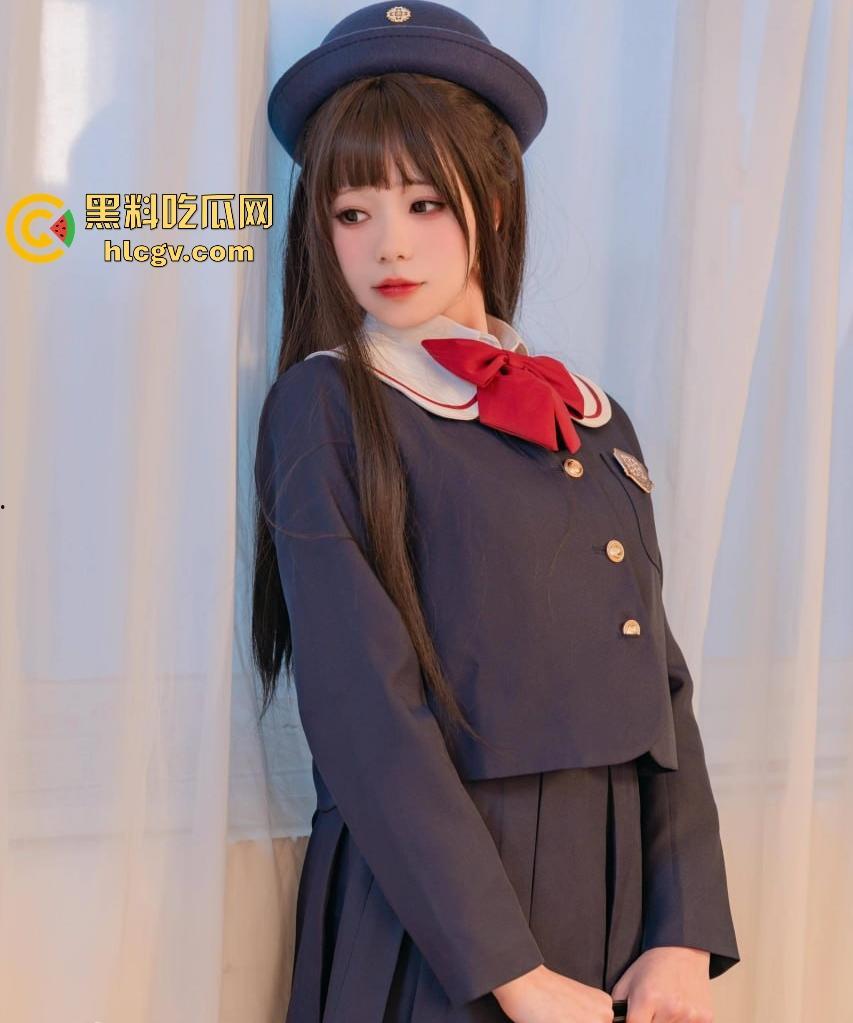 福利姬【咬一口兔娘】11月新作爆火！回归JK制服乖乖当福利姬，拍写真只等大哥来包养！