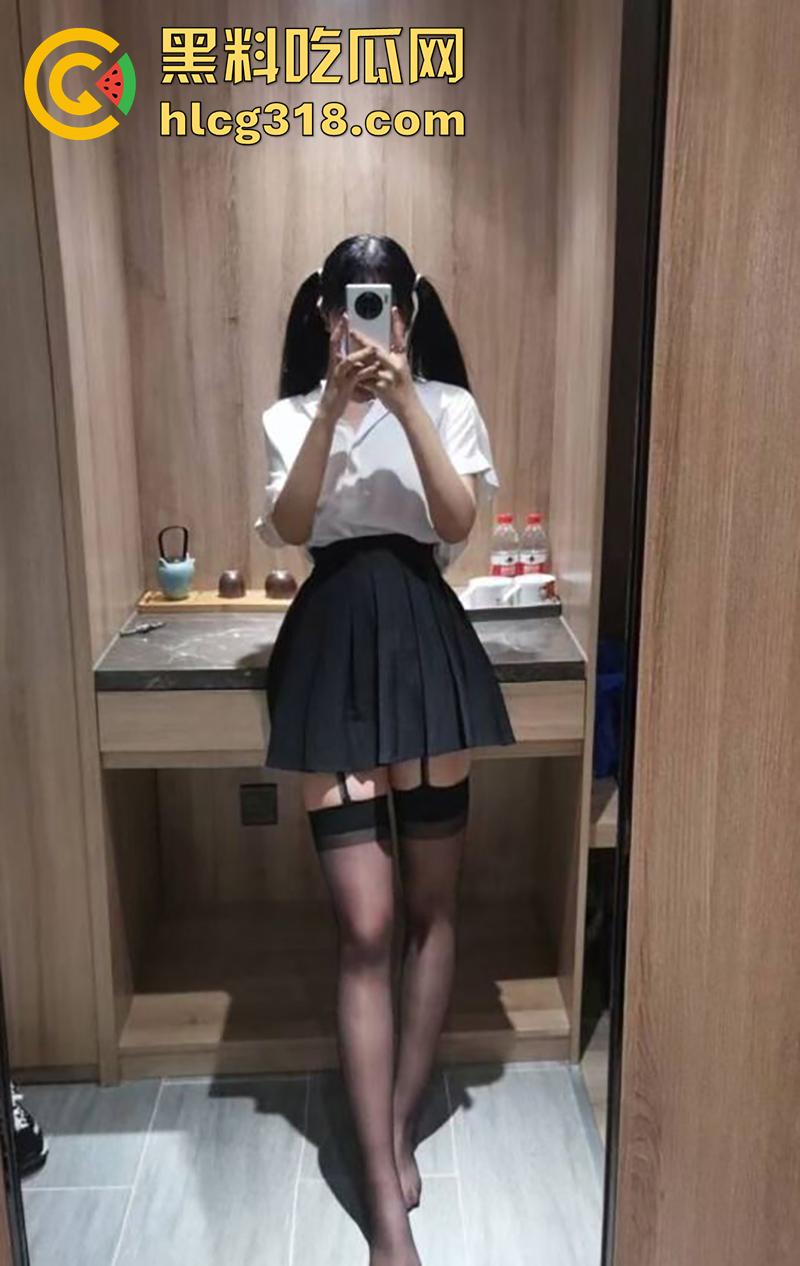 长春护理职校周研茹，高颜值校花女神，身材性感口活一流，约炮已婚男金主，全露脸视频流出！-6