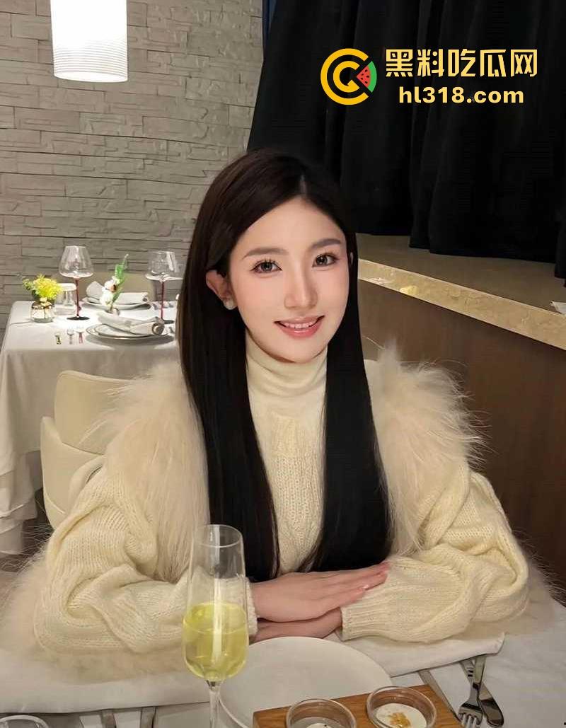 广东工业大学【杨慕】极品高颜值性感校园女神,与学弟在酒店约炮玩3P,前后夹击,花式爆操,边口交边挨操!-3