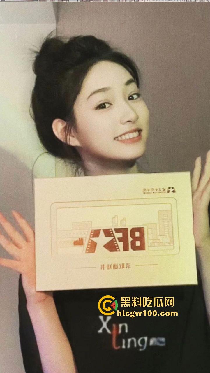 衡阳大学生【裴子诺】被包养四个月,从清纯妹到骚母狗,SM调教成胯下玩物,舔射口爆样样精通还要尿嘴里!-9