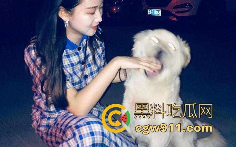 武汉师范大学【江恩凡】私密私拍泄密,清纯可爱高颜值少女,翘臀高撅手指插穴,骚穴猛操喷水!-8