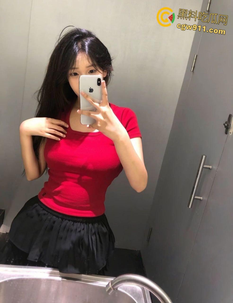 吉林长春花腿小妹【赵嘉怡】,缺钱被大哥包养,白嫩酮体被滴蜡SM调教,露出楼道狗链无套后入!-3