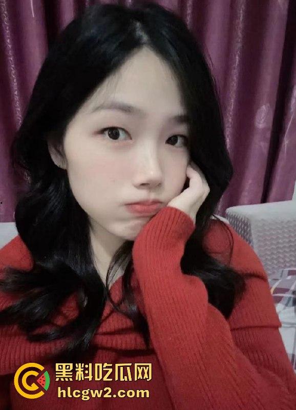 天津『尤倩雯』户外大尺度露出 被金主爸爸调教成骚浪贱货,后入爆干呻吟不断,露出游戏玩到极致!-2