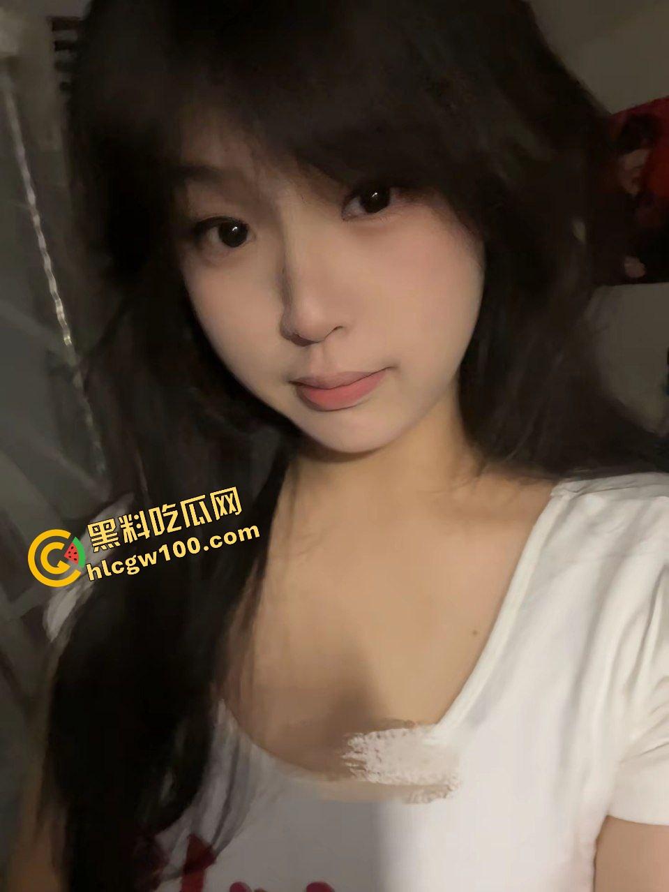 抖音深圳罗湖清纯高中反差妹【薯条喵】私下约操口爱土豪大叔,肛塞尾巴后入猛操骚逼!原创独家曝光流出!-3