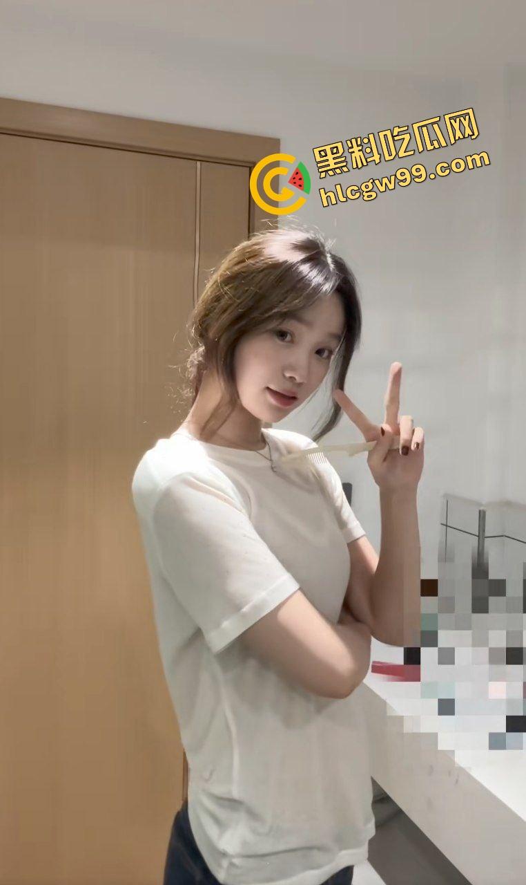 山东青年政治学院舞蹈生【张良贝】上岸后发泄欲望约大哥母狗般舔鸡,肛塞后入猛怼!独家曝光流出!-2