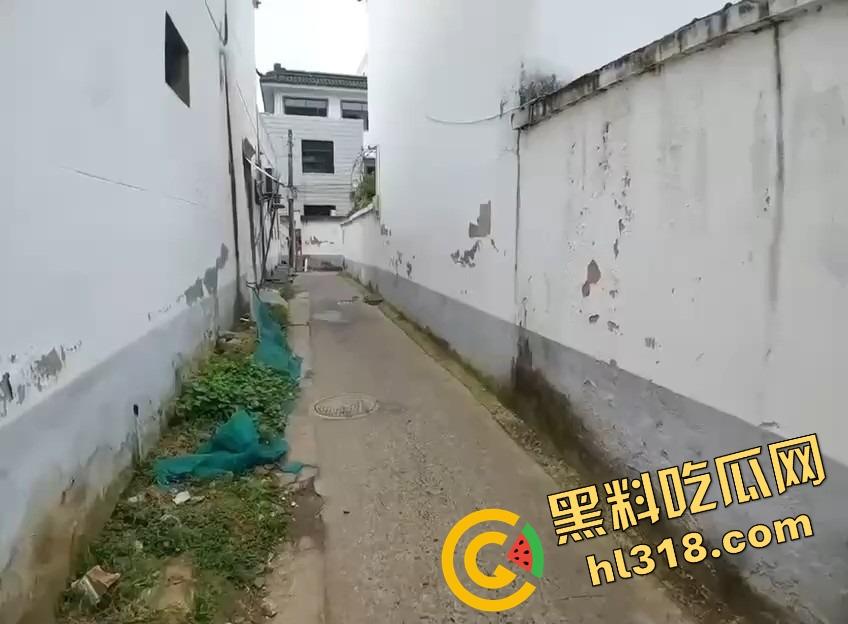 爱情小巷24小时快餐探店需谨慎,支付宝微信成证据链,早起的鸡才有巴吃,别吃个快餐人进去了!-1