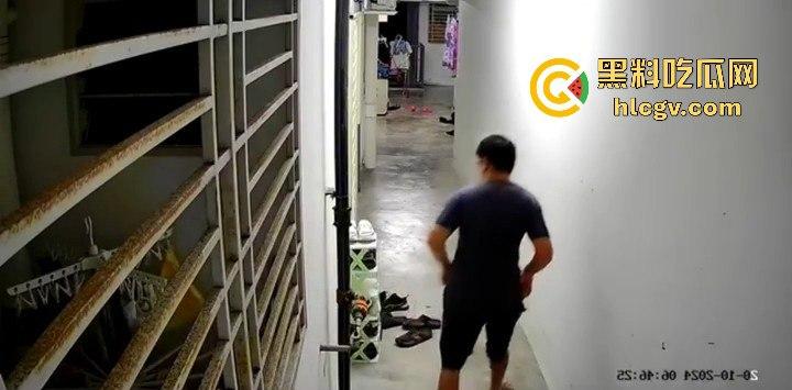 马来西亚槟岛华裔男清晨偷嗅邻居胸罩还自慰!猥亵全过程被监控拍下!-3