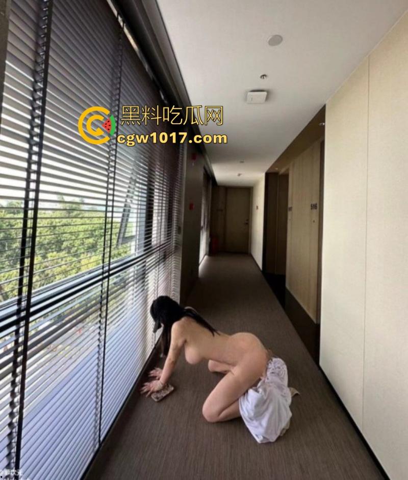 极品大奶福利姬【璐璐不吃葱】私拍福利流出,蜂腰翘臀火辣身材,全裸展示粉嫩巨乳,挑逗诱惑爆棚!-1