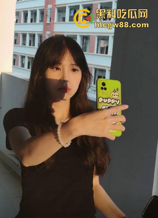 19岁师范浪娃『庄小慧』不恋爱只操炮,周六酒店速干嫩洞来一发,网上母狗骗子横行,兄弟们捅逼别翻车!-1