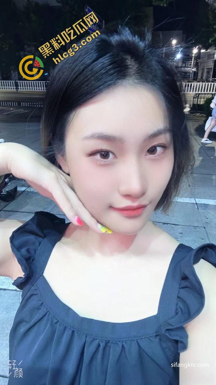 大连外国语大学骚贱母狗『王睿』下海兼职约炮多金钱男友 女上位骑乘疯狂摇曳 榨精视频泄密曝出!-2