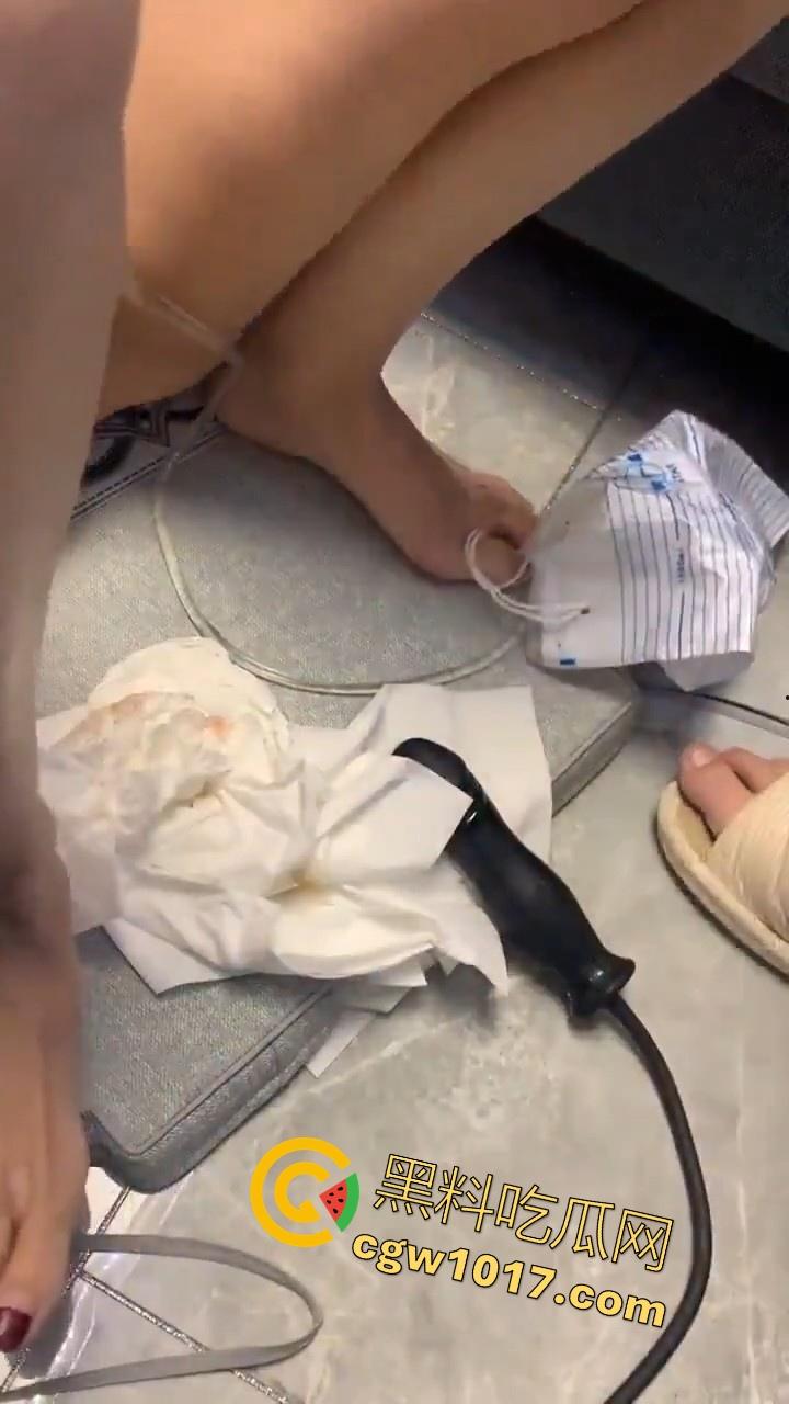 国产大神专业调教,安装尿袋开发菊花,大尺寸假屌其上,极其重口,但也极其专业,狠狠满足小骚逼!-8