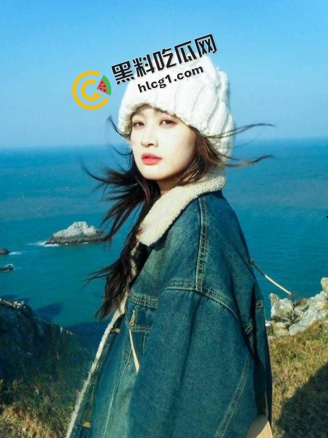 抖音140w粉丝网红『绅士y』擦边直播故意露奶 线下与土豪约炮 视频流出-3