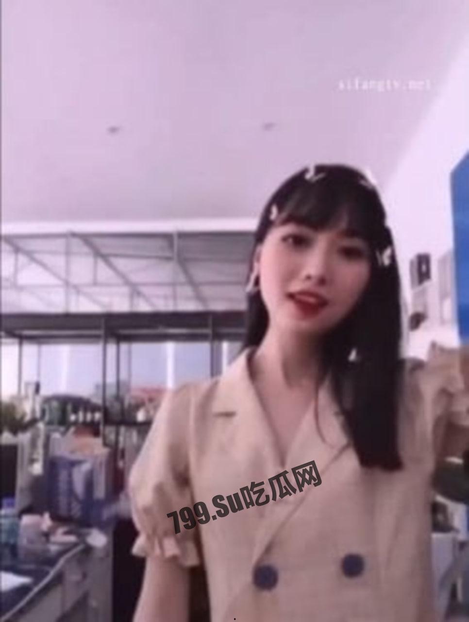 快手网红「希儿  希妹儿」反差婊合集 真是个爱吃鸡的好女孩-3